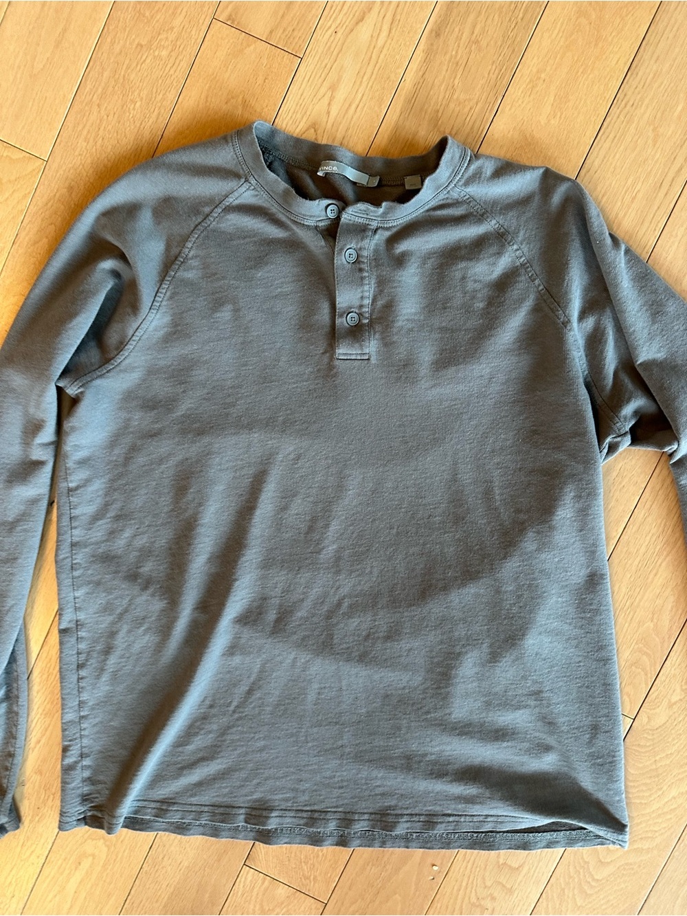 Vince Grey Henley Men's Long-Sleeve in Gray Size Large